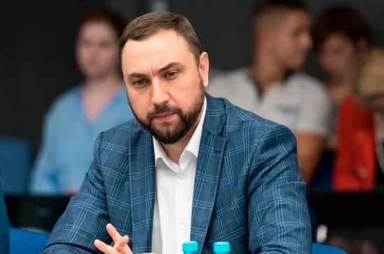Саралиев предложил сделать национальные языки обязательными для носителей