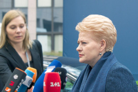 Президент Литвы обеспокоена предстоящей встречей Путина и Трампа