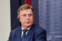 Премьер Латвии не поддержал требование Трампа поднять военные расходы