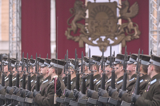 В Латвии предложили поднять оборонные расходы до 2,5 процента ВВП