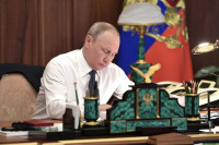 Президент наградил Винер-Усманову, Маковецкого и еще более 150 россиян