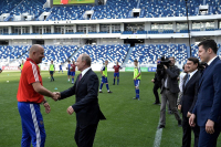 Путин посетил стадион в Калининграде