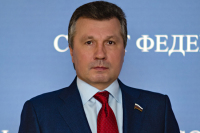 Сенатор Васильев разъяснил изменения в закон о лицензировании отдельных видов деятельности