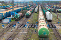 Казахстан запретил ввоз российского бензина по железной дороге