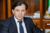 Вице-президент Абхазии подал в отставку после удара бокалом по голове