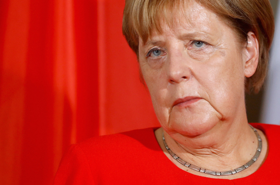 Меркель: ФРГ нужна четкая политика по Грузии, Азербайджану и Армении