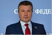 Сенатор Васильев поздравил Бабича с новыми назначениями