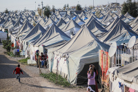 Европе предрекли новый поток беженцев из-за угроз США по Сирии