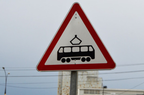 С 1 сентября из 8 тысяч автобусов и трамваев в Москве уберут турникеты