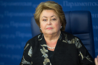 Сенатор Драгункина приняла участие в августовском педсовете Москвы