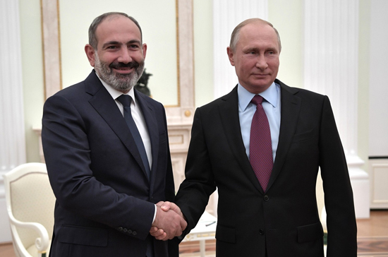 Путин: отношения России и Армении развиваются поступательно по всем направлениям