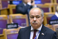 Ильяс Умаханов переназначен сенатором от Дагестана
