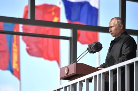 Путин высоко оценил проведение основного этапа учений «Восток-2018»