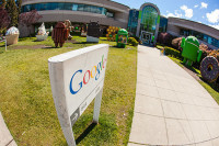 Роскомнадзор: Google прекратил распространение агитроликов перед выборами 9 сентября