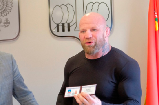 Джефф Монсон признался, что любит песни Виктора Цоя