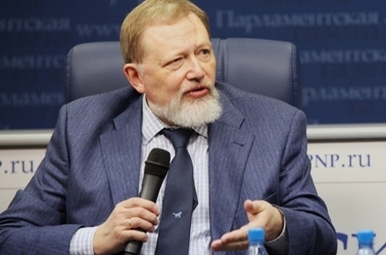 Экс-глава ЦБ спрогнозировал возможную реакцию российских банков на новые санкции