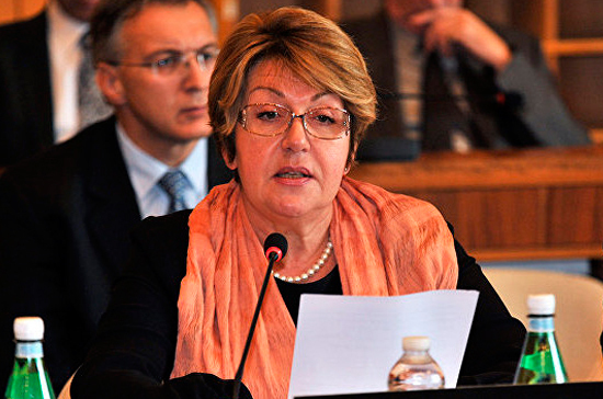 Митрофанова: расширению возможностей женщин на дипломатической службе мешают стереотипы 