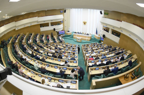 Власти Калининградской области рассказали в Совфеде о проблемах сельхозугодий региона