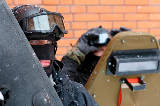 Сотрудники Росгвардии смогут доставлять правонарушителей в полицию