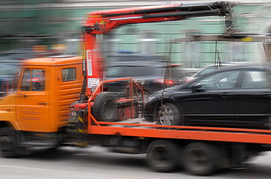 Как защитят права автовладельцев при эвакуации машины?