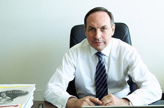 Никонов назвал развитие сферы образования одним из приоритетов государственной политики