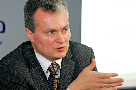 Опрос: следующим президентом Литвы может стать финансовый аналитик