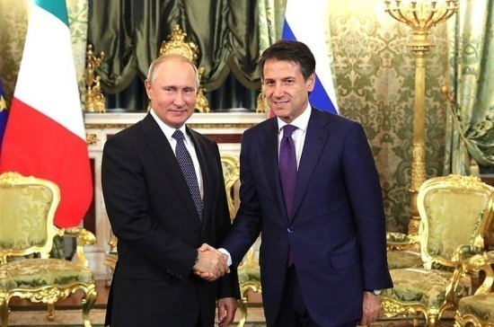 Джузеппе Конте назвал встречу с Путиным плодотворной 