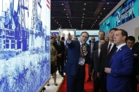 Россия рассчитывает на рост несырьевого экспорта в Китай, заявил Медведев