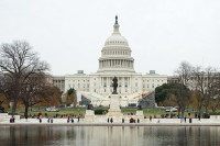СМИ: конгресс США может отложить рассмотрение новых антироссийских санкций
