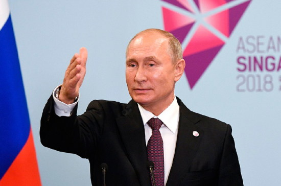 Россия может закончить 2018 год с профицитным бюджетом, считает Путин 