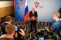 Возможный отказ от форума в Давосе не скажется на экономике России, заявил Путин