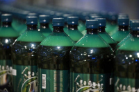 Госдума отменила штрафы за экспорт пива в пластиковой таре объёмом более 1,5 литра