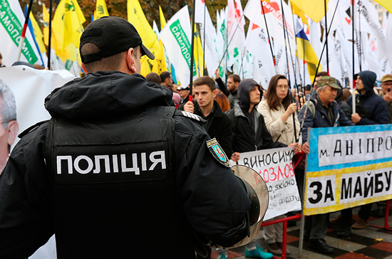 Украина встала на путь силового решения внутренних проблем