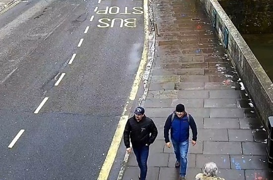 Британская полиция опубликовала новые видео с подозреваемыми по «делу Скрипалей»