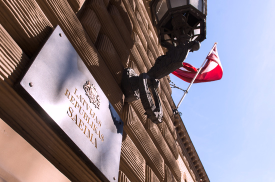 Президент Латвии вызвал на ковёр парламентские партии