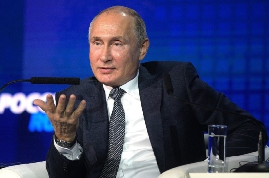 Путин рассказал о масштабах импортозамещения в России