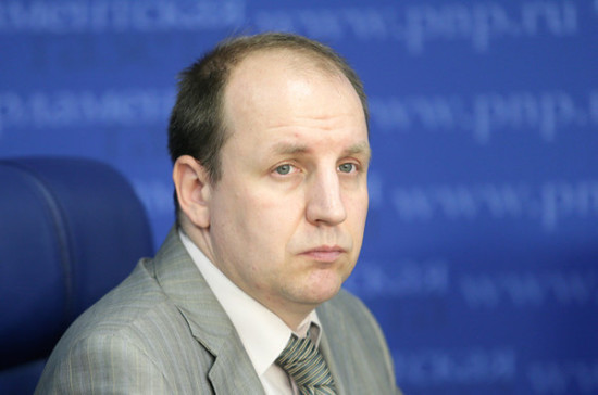 Эксперт: решение закрыть въезд в Крым для иностранцев повредит Украине