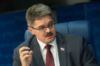 Сенатор Широков считает, что нужно обновить систему госгарантий для жителей Крайнего Севера
