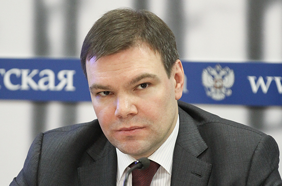 Госдума планирует в провести парламентские слушания по цифровой экономике в феврале, заявил Левин