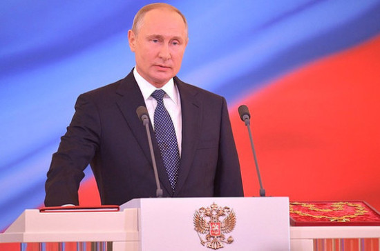 Путин призвал правильно определять приоритеты по расходам на вооружения 