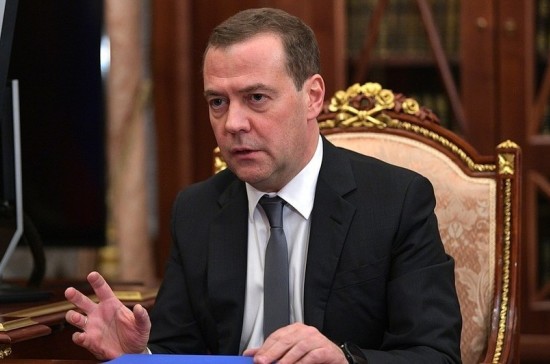 Медведев: мониторинг нацпроектов должен вестись онлайн ежедневно