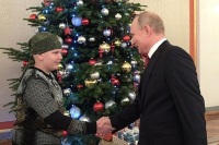 Путин исполнил мечту мальчика, который хотел пожать ему руку