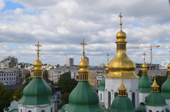 Патриарх Варфоломей подписал томос об автокефалии церкви Украины
