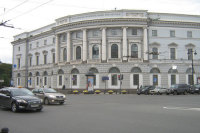 Когда в России появилась первая публичная библиотека