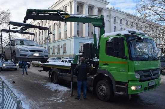 Стали известны новые тарифы на услуги эвакуаторов и штрафстоянок в Крыму