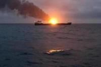 Морякам с горящих в Чёрном море танкеров оформили документы для нахождения в России 