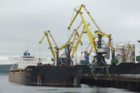 Торговые корабли смогут неоднократно пересекать границу России без погранконтроля