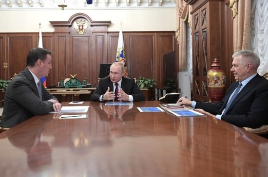 Глава Минсельхоза сообщил Путину о прогнозах на урожай в 2019 году