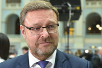 Межпарламентские связи России и Дании практически заморожены, заявил Косачев