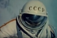 54 года назад человек впервые вышел в открытый космос